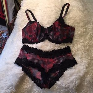 New Bra and Panty Set Modern Movements
